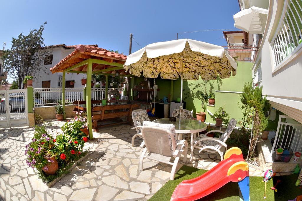 Phoenix Studios Сарти Екстериор снимка